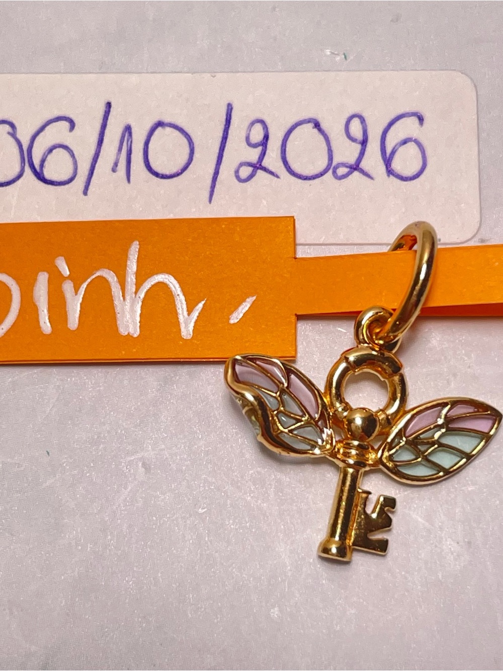 Pandora Harry Potter Winged Key Pendant - Picture 14 of 14
